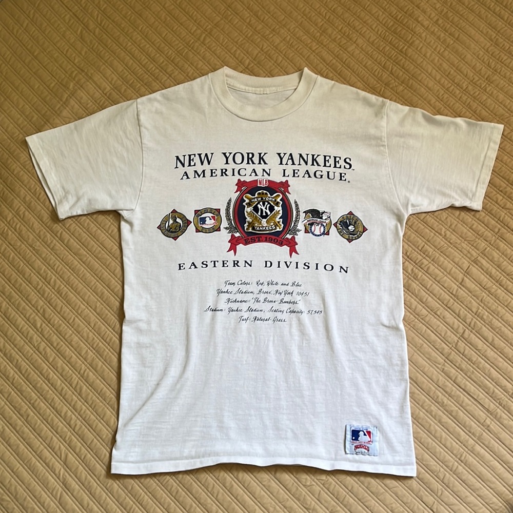 Men’s Vintage New York Yankees Legacy T - Shirt